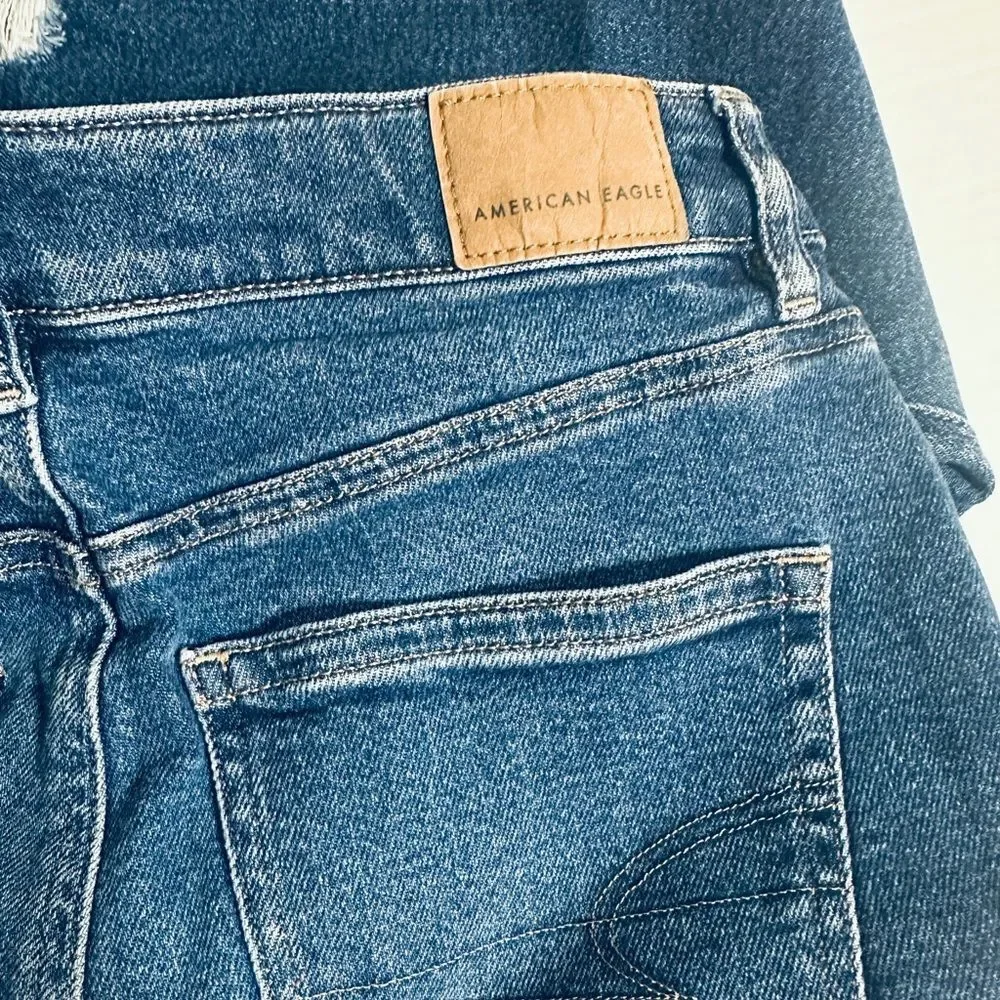 American Eagle Outfitters Dark/Midwash Distressed Hem Mom Jeans - Picture 6 of 7